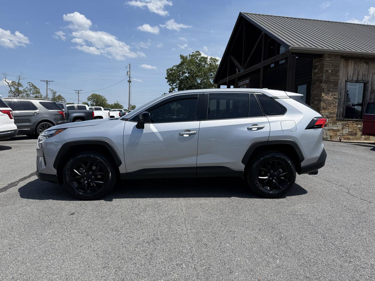 Used 2024 Toyota RAV4 LE FWD image 3