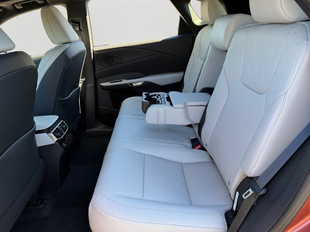 New 2026 Lexus RX 350h w/ Convenience Package AWD/4WD image 8