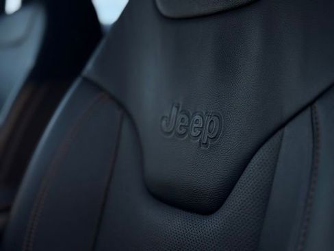 Certified 2022 Jeep Compass Limited image 20