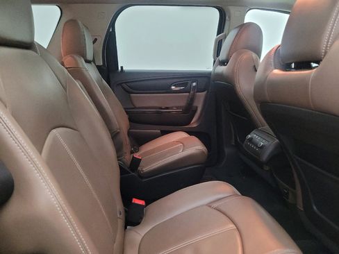 Used 2014 GMC Acadia SLT image 19