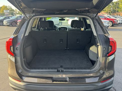 Used 2020 GMC Terrain SLE image 23