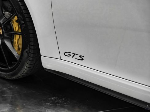 Used 2015 Porsche 911 Carrera GTS RWD image 30