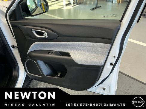 Used 2022 Jeep Compass Latitude AWD/4WD image 41