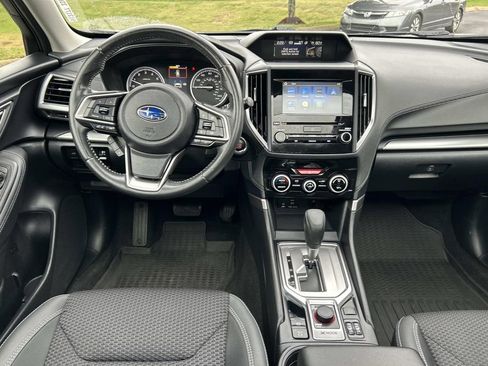 Used 2022 Subaru Forester Premium image 17