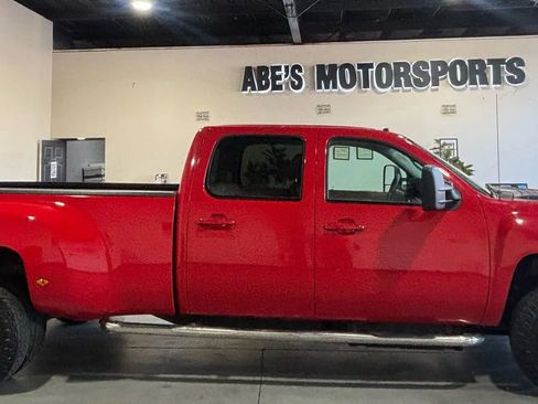 Used 2013 Chevrolet Silverado 3500 LTZ w/ LTZ Plus Package image 4