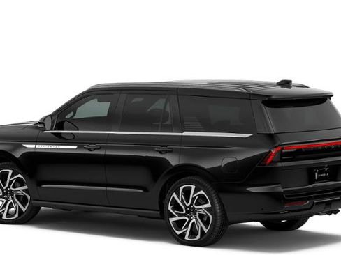 New 2026 Lincoln Navigator Reserve AWD/4WD image 25