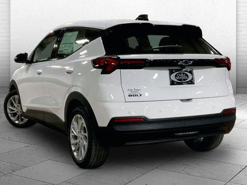 New 2027 Chevrolet Bolt LT w/ Comfort Package FWD image 3