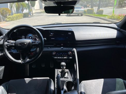 Used 2022 Hyundai Elantra N FWD image 12