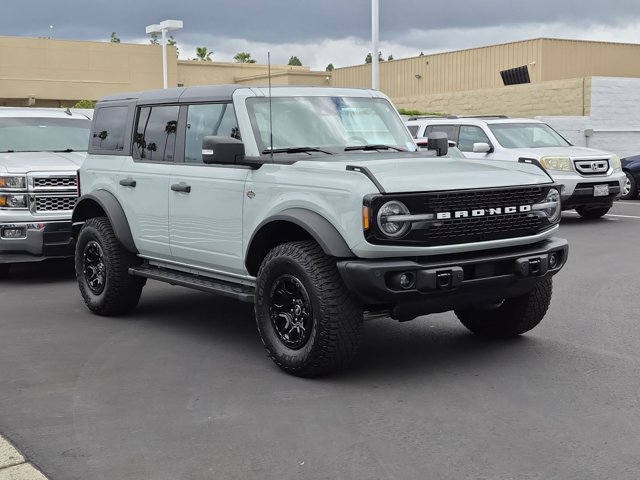 Used 2023 Ford Bronco Wildtrak AWD/4WD image 3