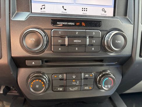 Used 2018 Ford F150 XL w/ Equipment Group 101A Mid AWD/4WD image 19