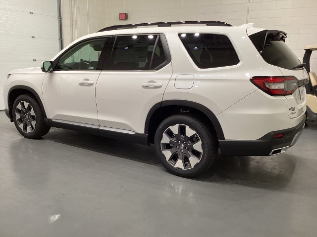 New 2026 Honda Pilot Elite image 4