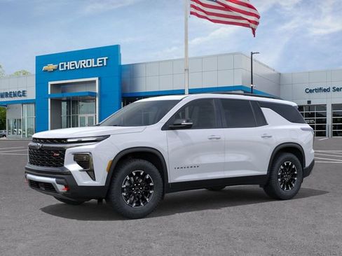 New 2026 Chevrolet Traverse Z71 w/ Enhanced Driving Package image 2