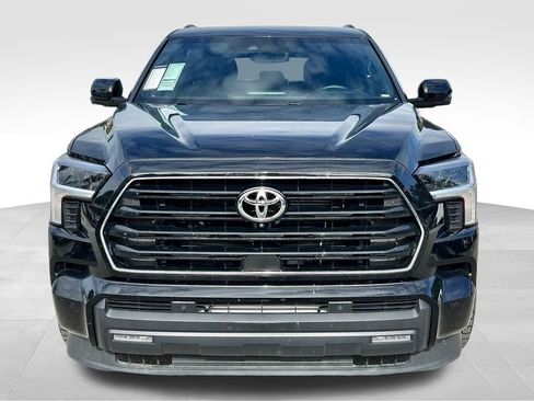 Used 2025 Toyota Sequoia SR5 image 2