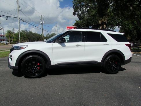 Used 2022 Ford Explorer ST w/ Equipment Group 401A AWD/4WD image 6