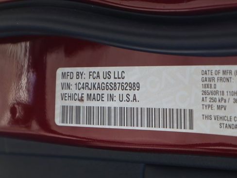 New 2025 Jeep Grand Cherokee L Laredo image 30