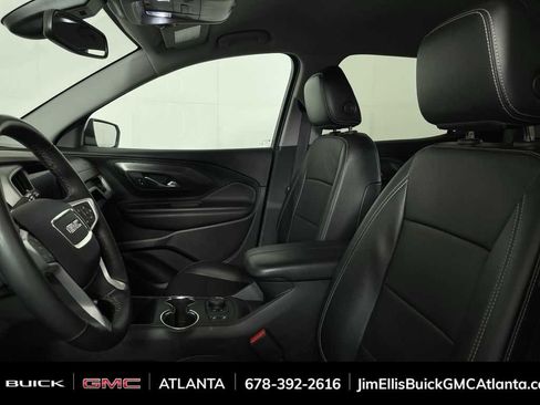 Used 2023 GMC Terrain SLT image 19