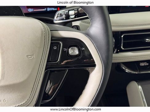 New 2026 Lincoln Aviator AWD image 23