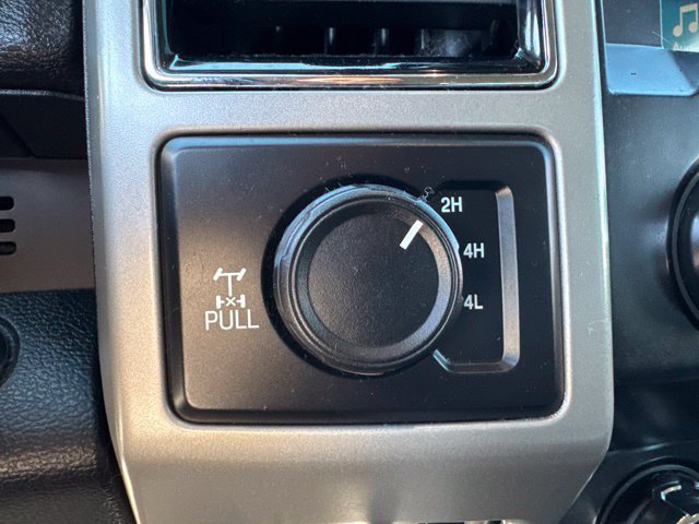 Used 2019 Ford F250 Lariat w/ Lariat Ultimate Package AWD/4WD image 18