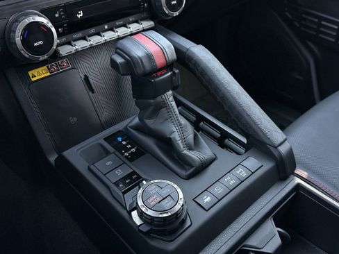 Used 2025 Toyota 4Runner TRD Pro AWD/4WD image 16