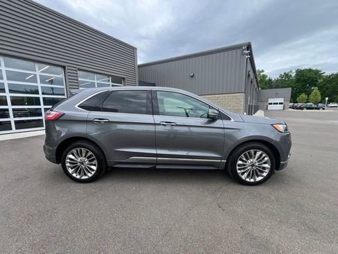 Used 2021 Ford Edge Titanium w/ Equipment Group 301A AWD/4WD image 4