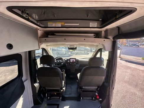 Used 2023 RAM ProMaster 3500 w/ Driver Convenience Group image 34
