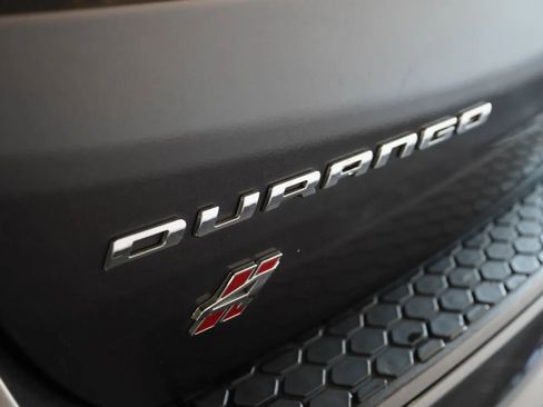 Used 2018 Dodge Durango GT image 16