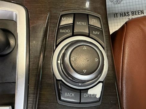 Used 2013 BMW 528i Sedan image 43