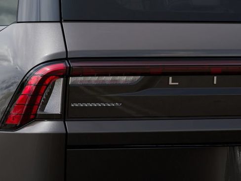 New 2027 Lincoln Navigator Black Label w/ Black Label Special Edition AWD/4WD image 21