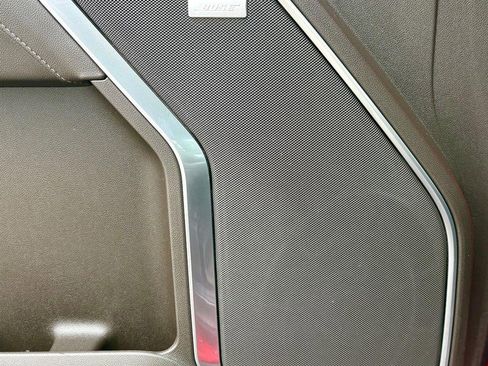 Used 2024 GMC Sierra 2500 SLT w/ SLT Premium Package image 19