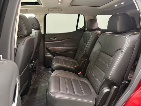 Used 2023 GMC Acadia Denali w/ Denali Ultimate Package image 17