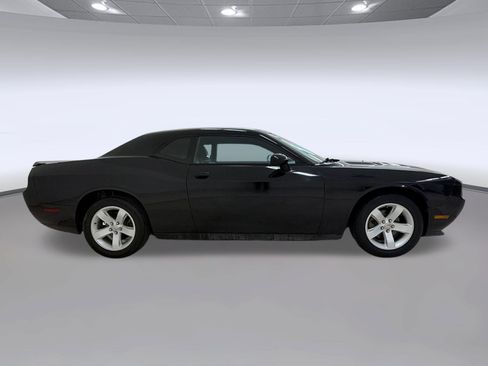 Used 2013 Dodge Challenger SXT Plus RWD image 8
