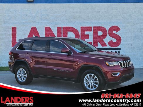 Used 2022 Jeep Grand Cherokee Laredo X AWD/4WD image 1