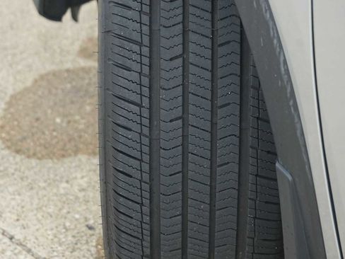 Used 2016 Honda HR-V LX image 29