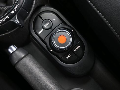 Used 2017 MINI Cooper Convertible image 18