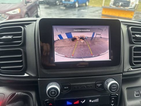 Used 2024 RAM ProMaster 2500 FWD image 19