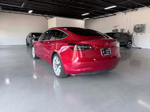 Used 2019 Tesla Model 3 Standard Range Plus RWD image 4