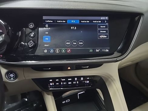 Used 2021 Buick Envision Avenir w/ Technology Package II image 26