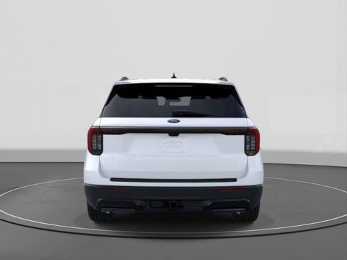 New 2026 Ford Explorer ST-Line RWD image 5