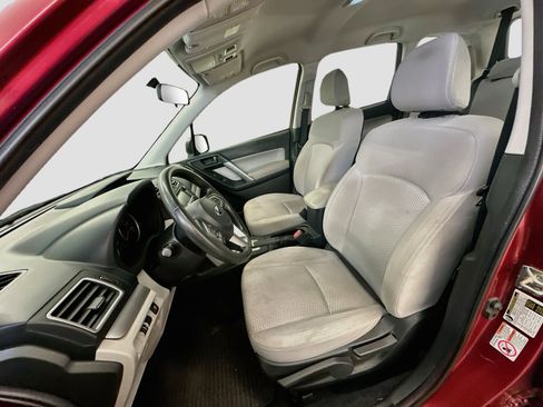 Used 2018 Subaru Forester 2.5i w/ Alloy Wheel Package AWD/4WD image 13