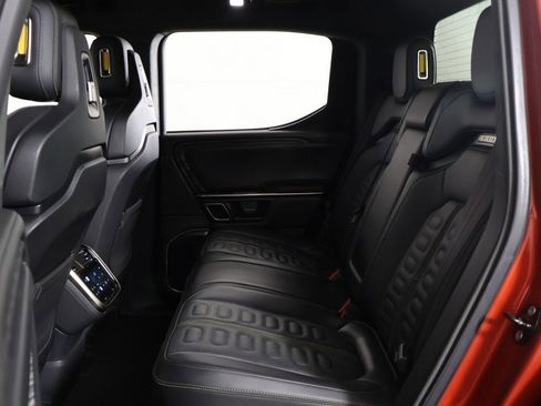 Used 2022 Rivian R1T Adventure image 32