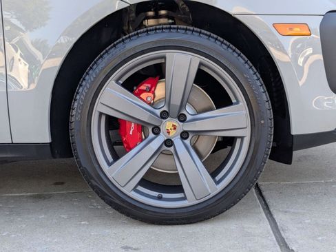 New 2026 Porsche Macan S image 29