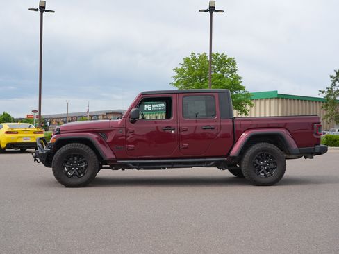 Used 2022 Jeep Gladiator Sport AWD/4WD image 6