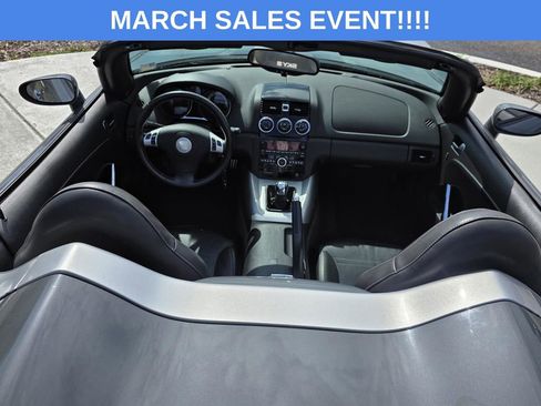 Used 2008 Saturn Sky Red Line image 21