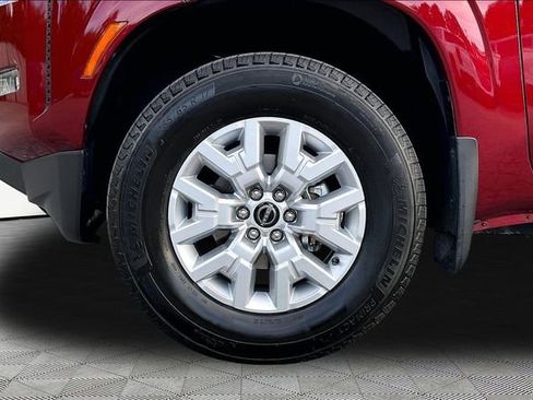 Used 2023 Nissan Frontier SV w/ SV Convenience Package RWD image 21
