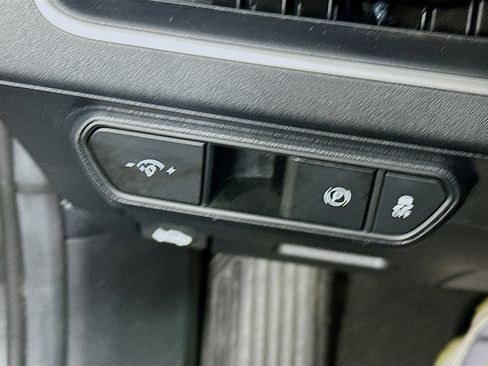 Used 2025 Kia K4 LXS image 17