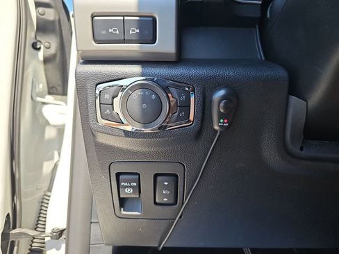 Used 2020 Ford F150 Lariat w/ Equipment Group 502A Luxury AWD/4WD image 30