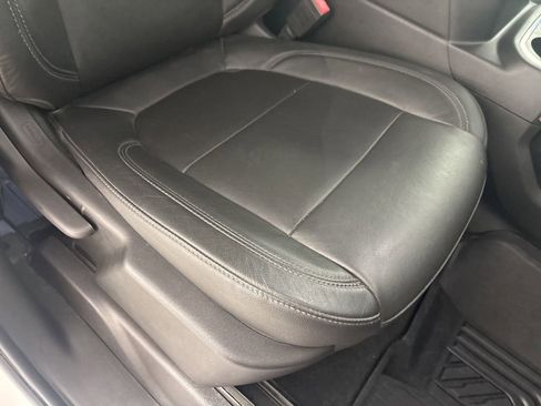 Used 2020 Chevrolet Silverado 1500 LT Trail Boss AWD/4WD image 29