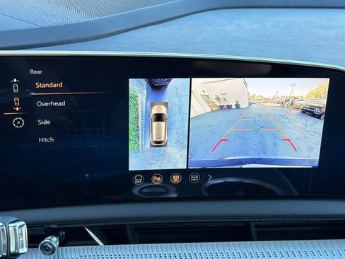 New 2026 Cadillac Optiq Luxury 1 image 20