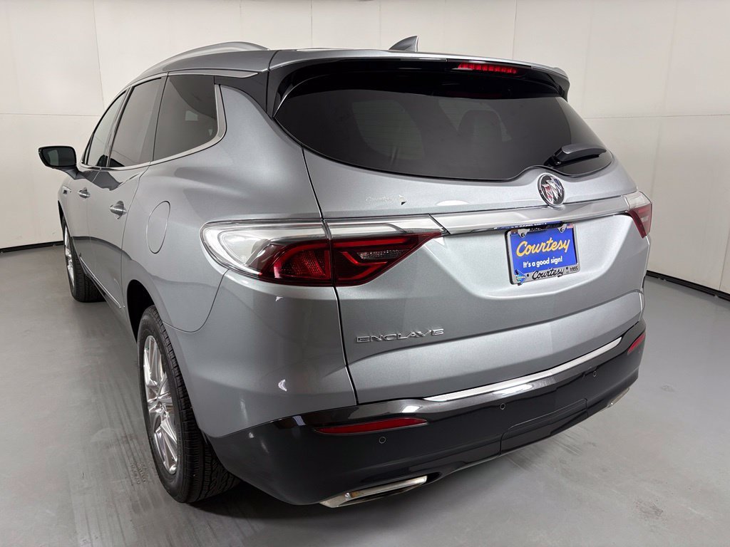 Used 2023 Buick Enclave Premium w/ Experience Buick Package FWD image 6