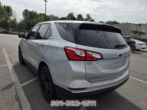Used 2021 Chevrolet Equinox LT FWD image 2